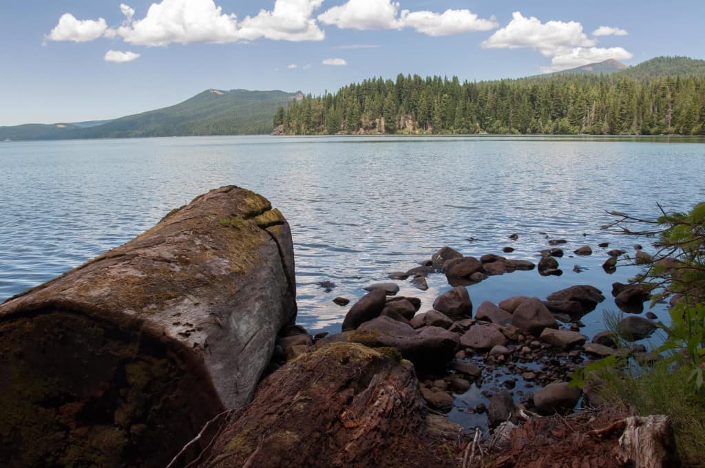 Lake Tours PAGE-7475 Odell Lake Resort-2 7-8